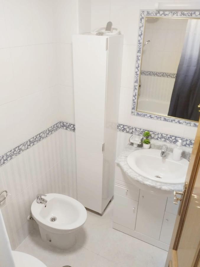 Torrevieja 2 Bedroom Holiday Apartment מראה חיצוני תמונה