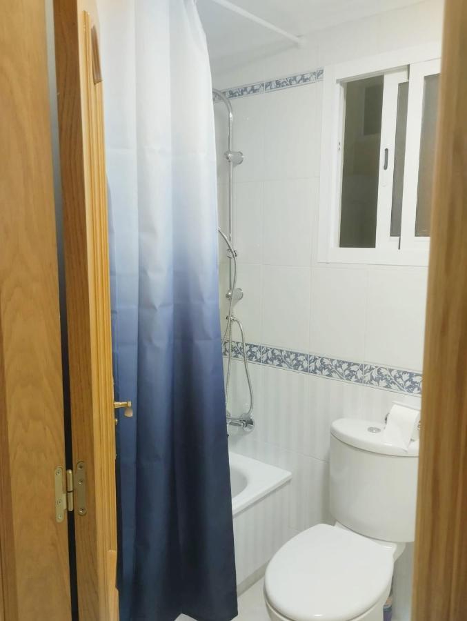 Torrevieja 2 Bedroom Holiday Apartment מראה חיצוני תמונה