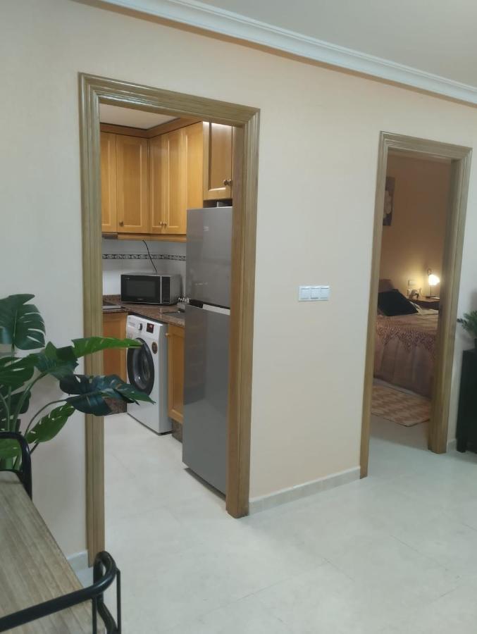 Torrevieja 2 Bedroom Holiday Apartment מראה חיצוני תמונה